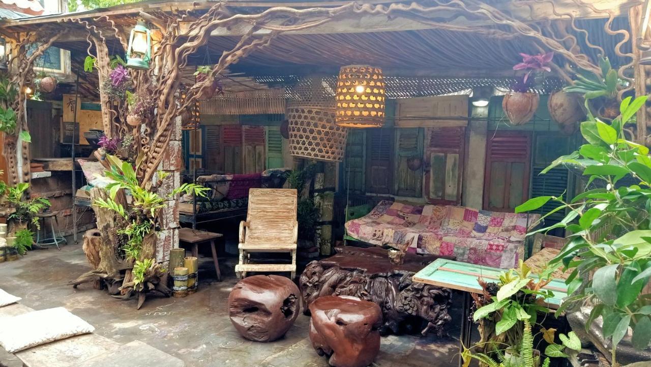 Santhiku Hotel & Spa 罗威那 外观 照片