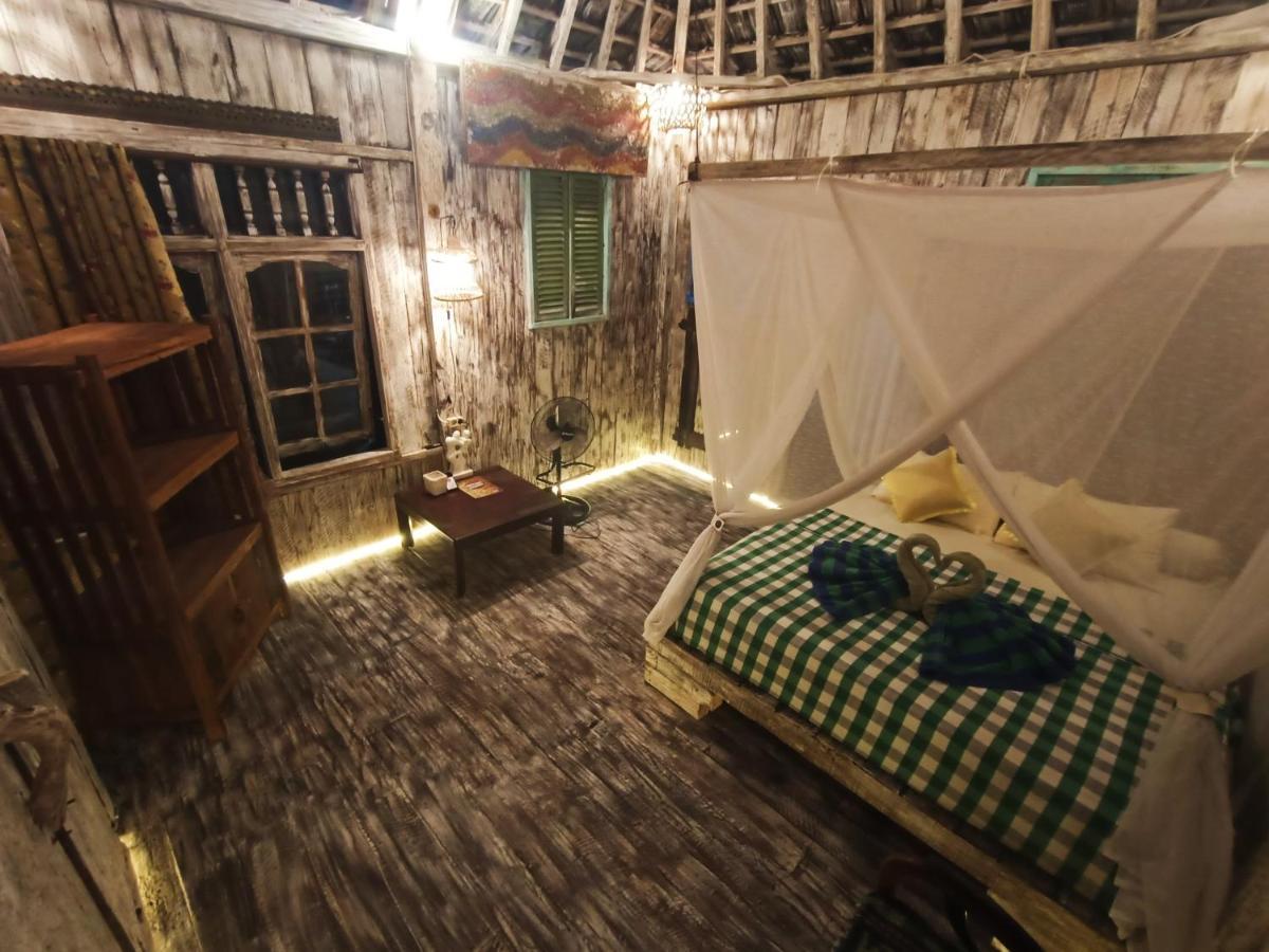 Santhiku Hotel & Spa 罗威那 外观 照片