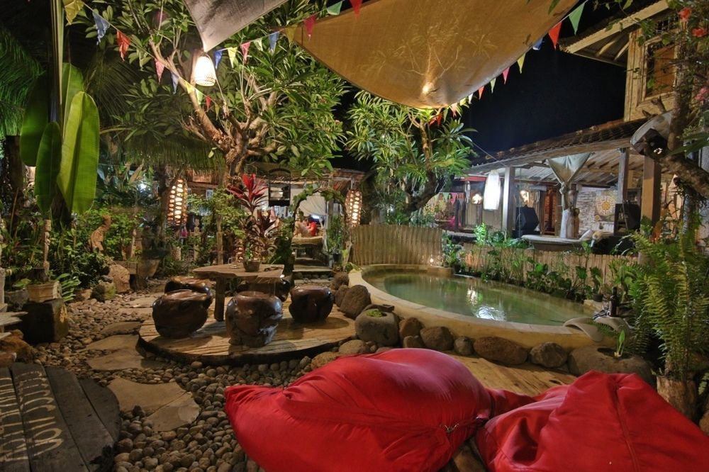 Santhiku Hotel & Spa 罗威那 外观 照片