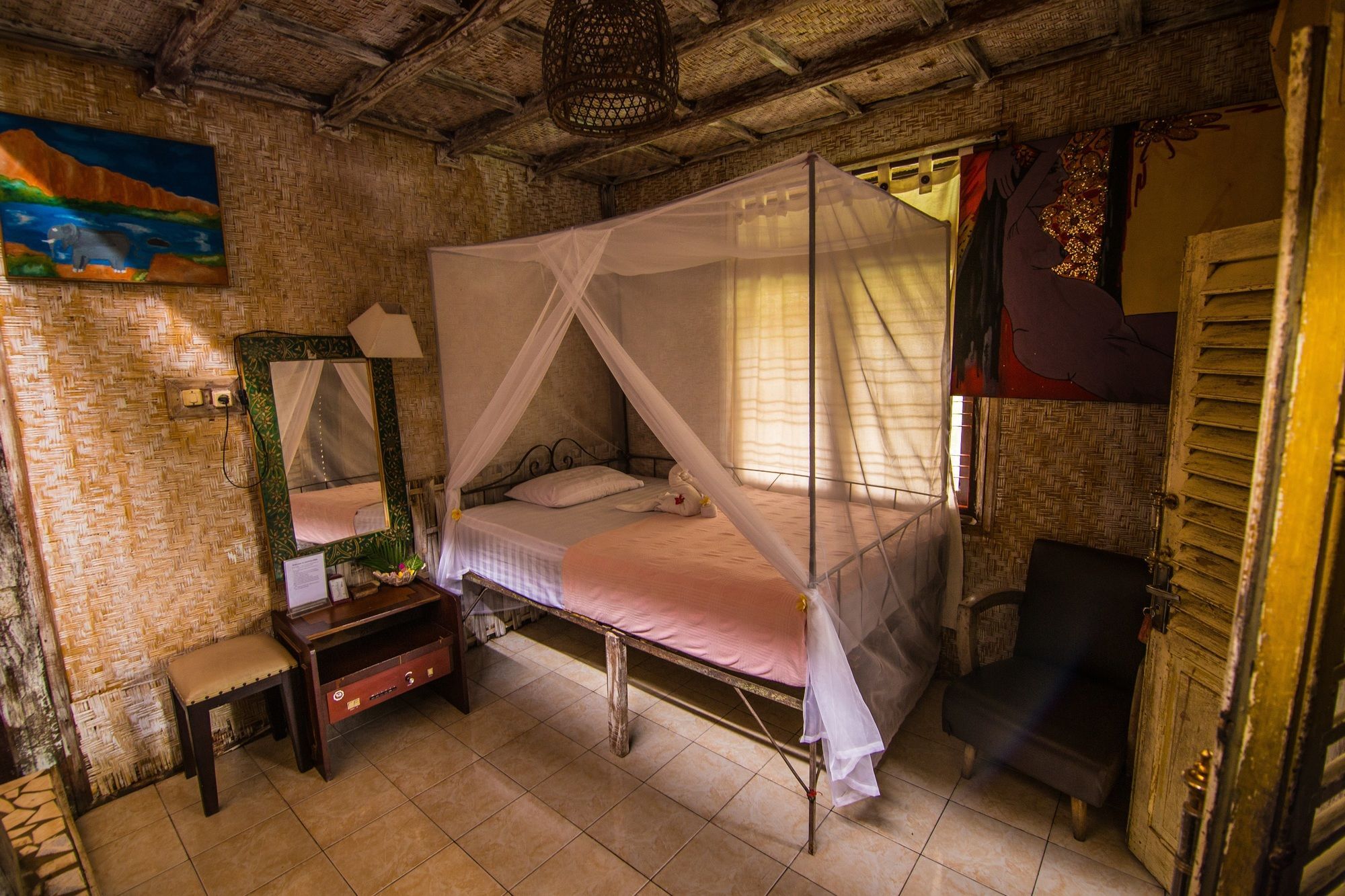 Santhiku Hotel & Spa 罗威那 外观 照片