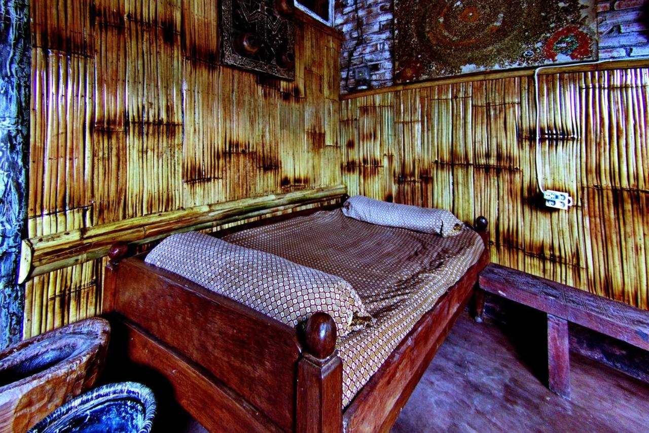 Santhiku Hotel & Spa 罗威那 外观 照片